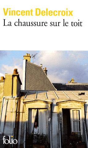 chaussure-sur-toit-vincent-delecroix-L-1.jpeg